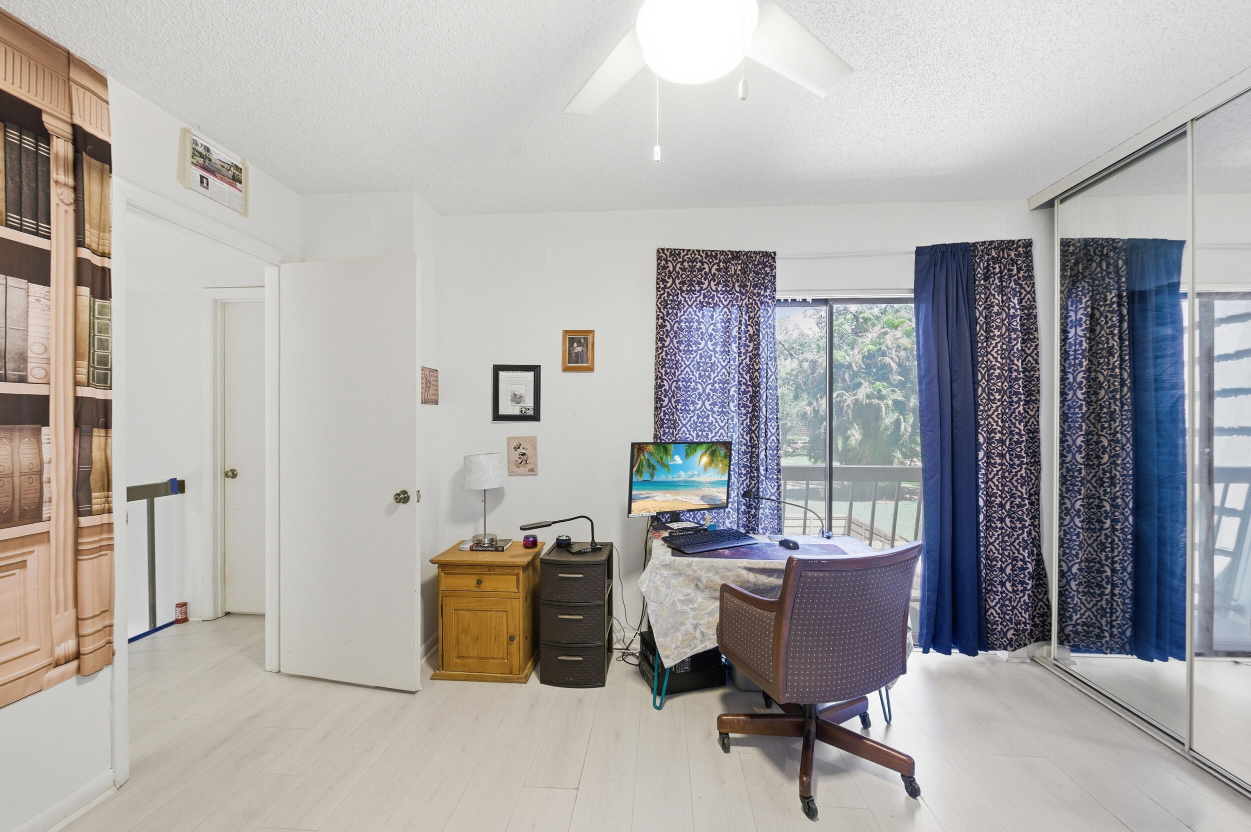 GLENWOOD TWNHS - Residential