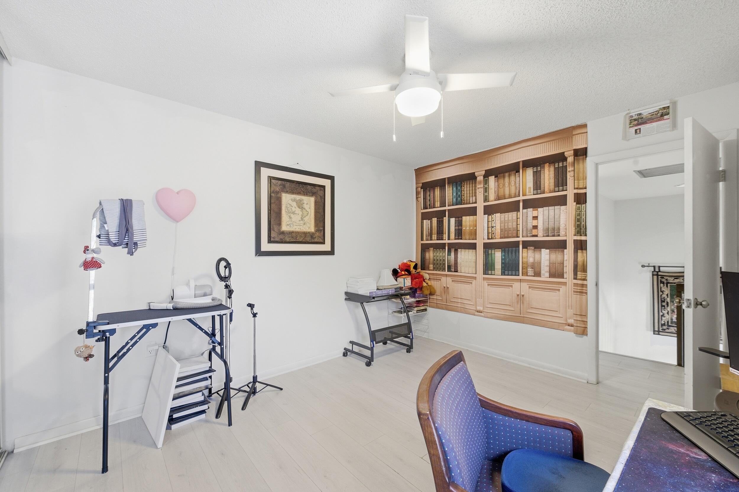 GLENWOOD TWNHS - Residential