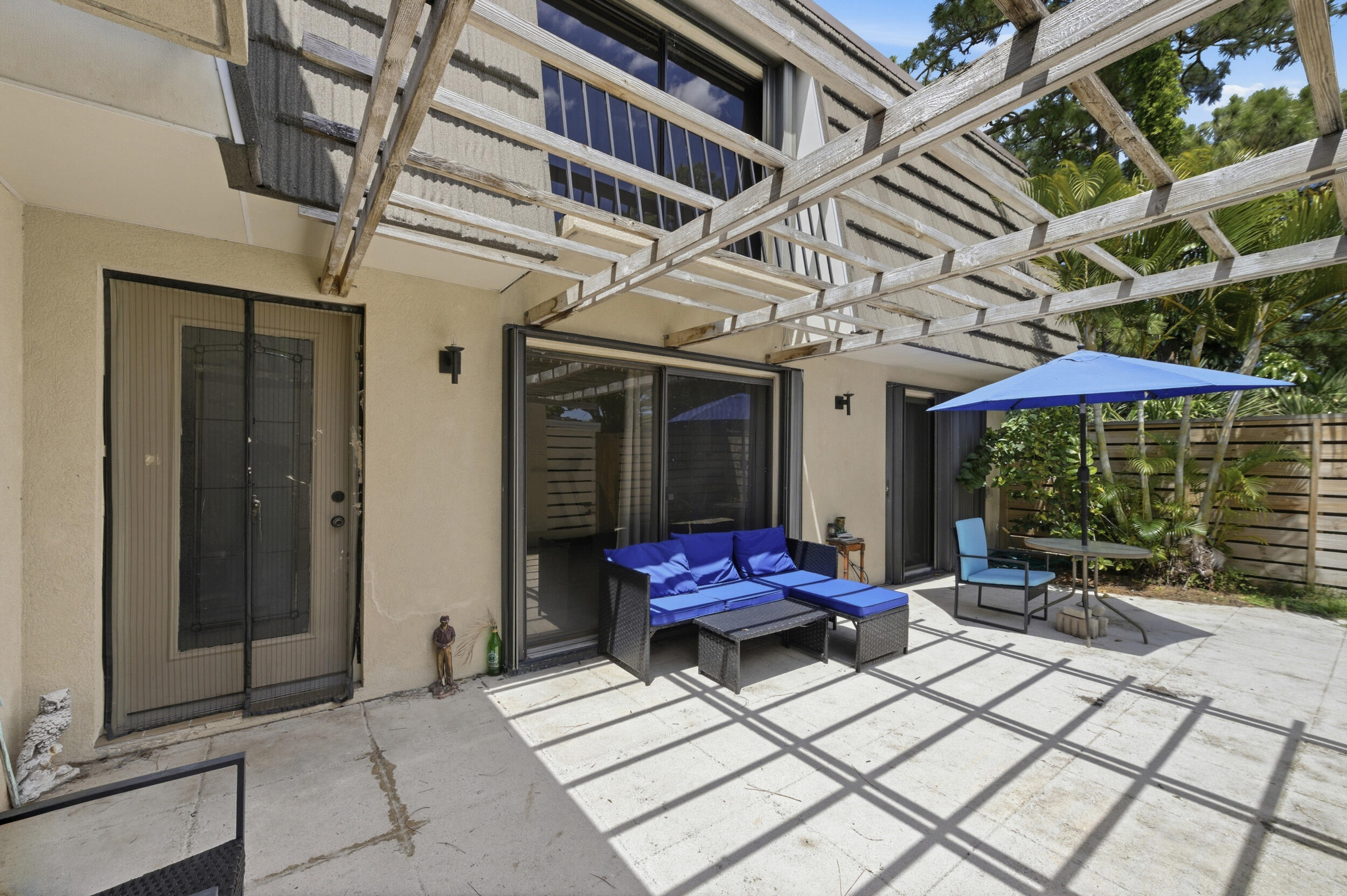 GLENWOOD TWNHS - Residential