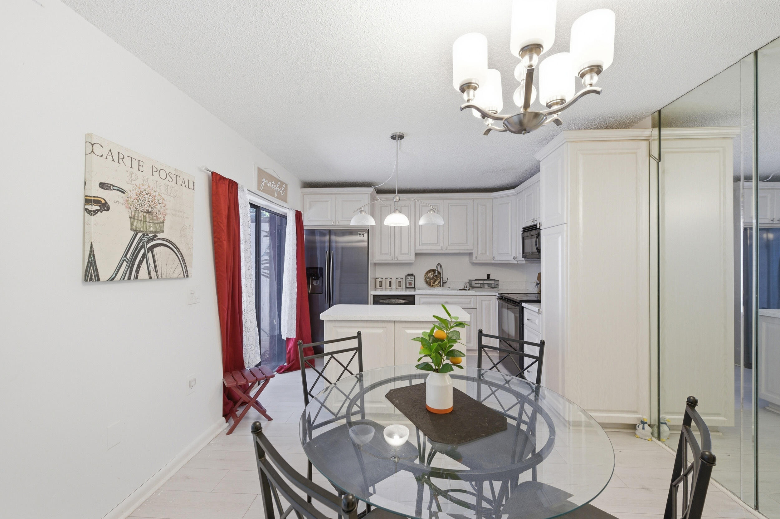 GLENWOOD TWNHS - Residential
