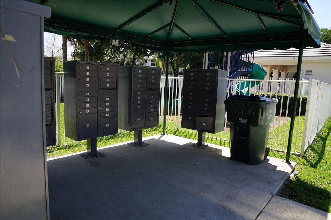 Cambridge Park at Oakland - Residential