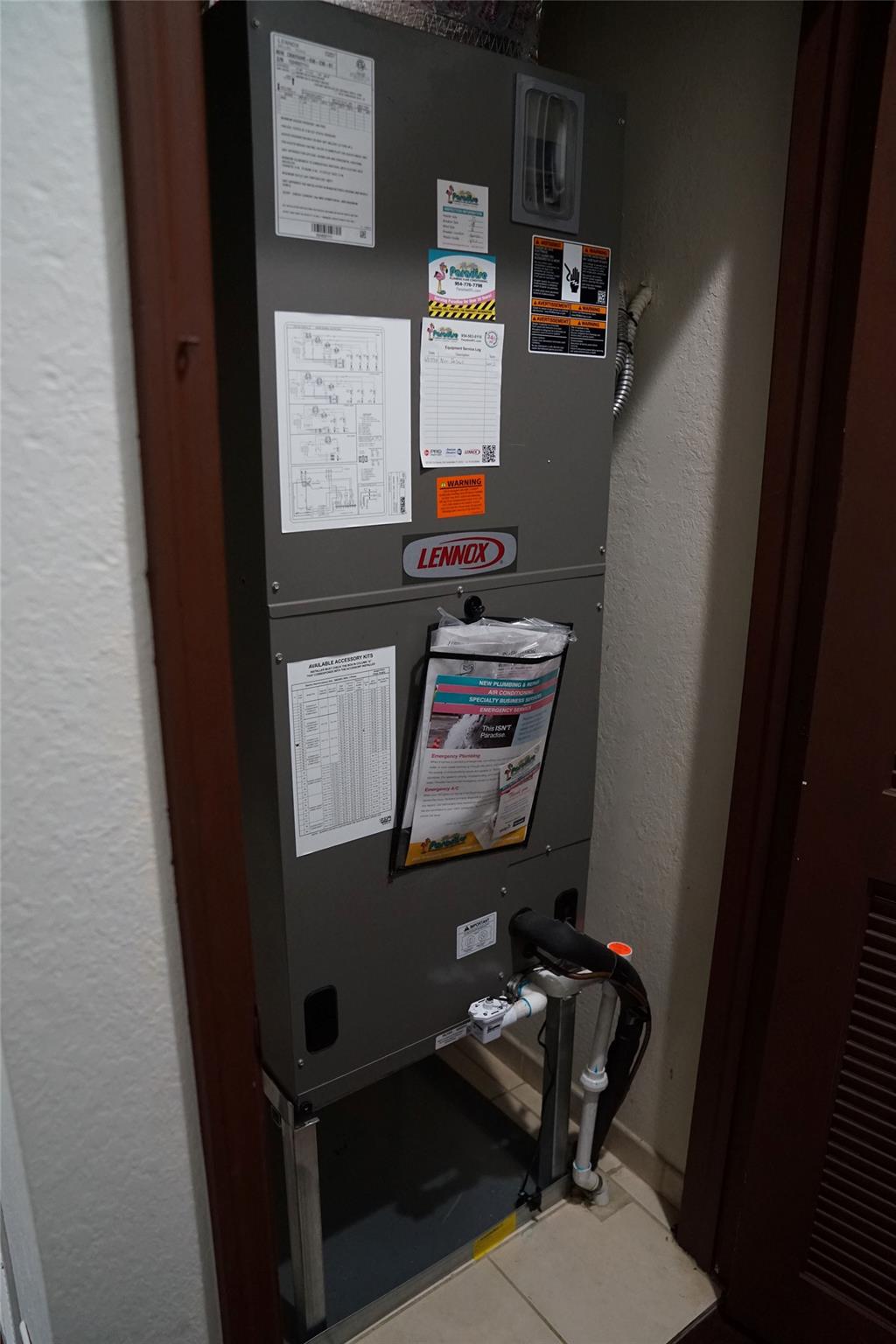 Cambridge Park at Oakland - Residential