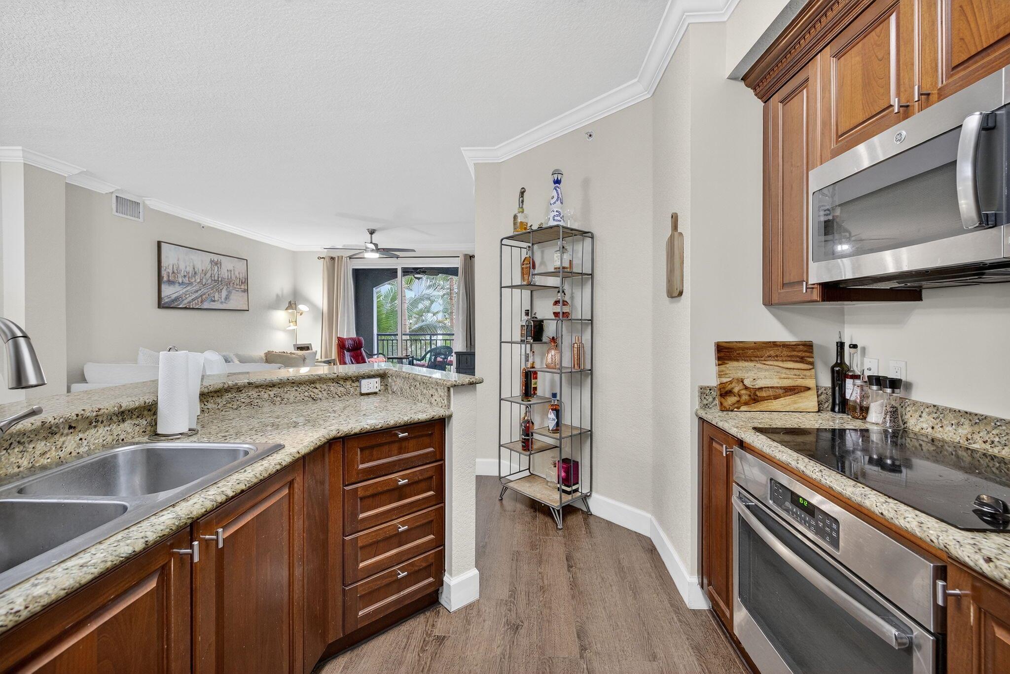 1690 Renaissance Commons Boulevard 1329, Boynton Beach, FL, 33426/$315,000 1 1690 Renaissance Commons Boulevard 1329