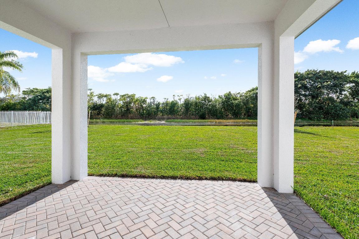 BOYNTON WATERS WEST - Residential Lease