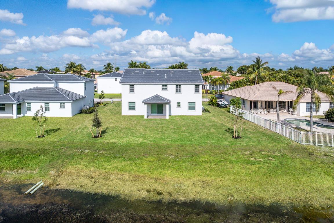 BOYNTON WATERS WEST - Residential Lease