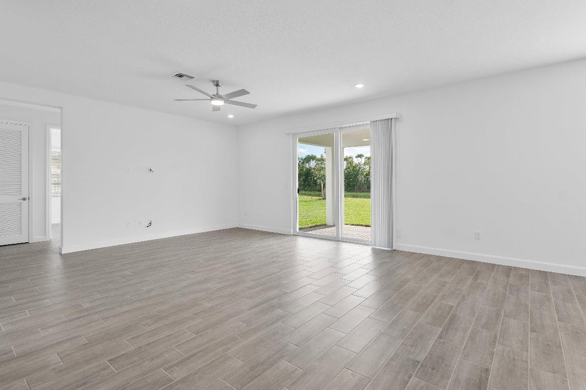 BOYNTON WATERS WEST - Residential Lease