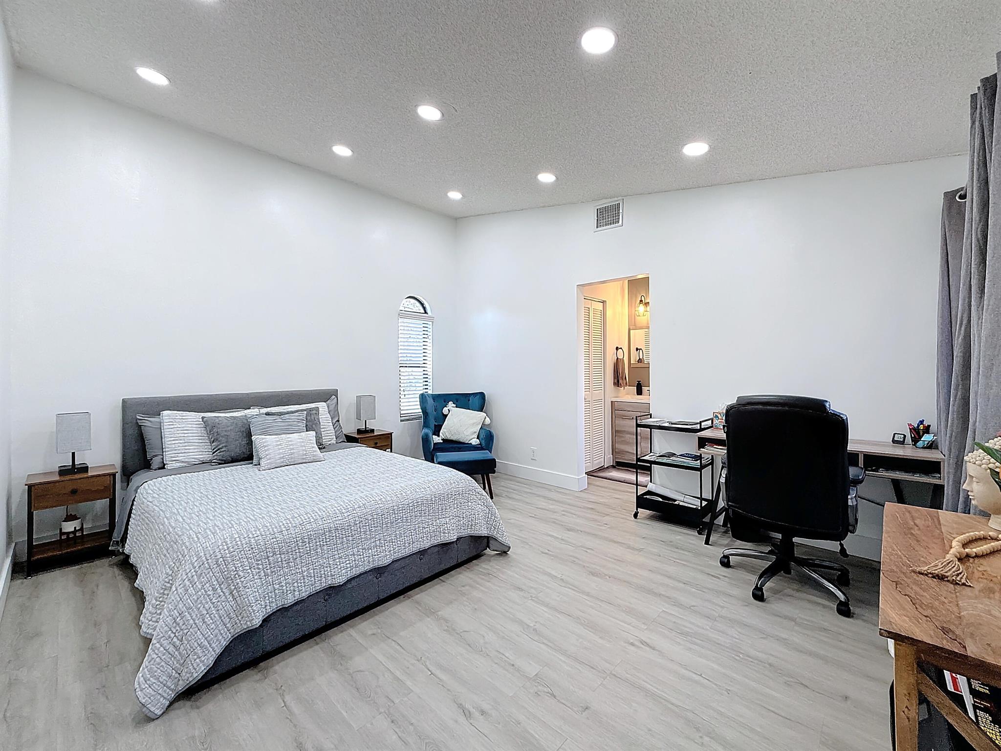 Pineapple Park - Residential