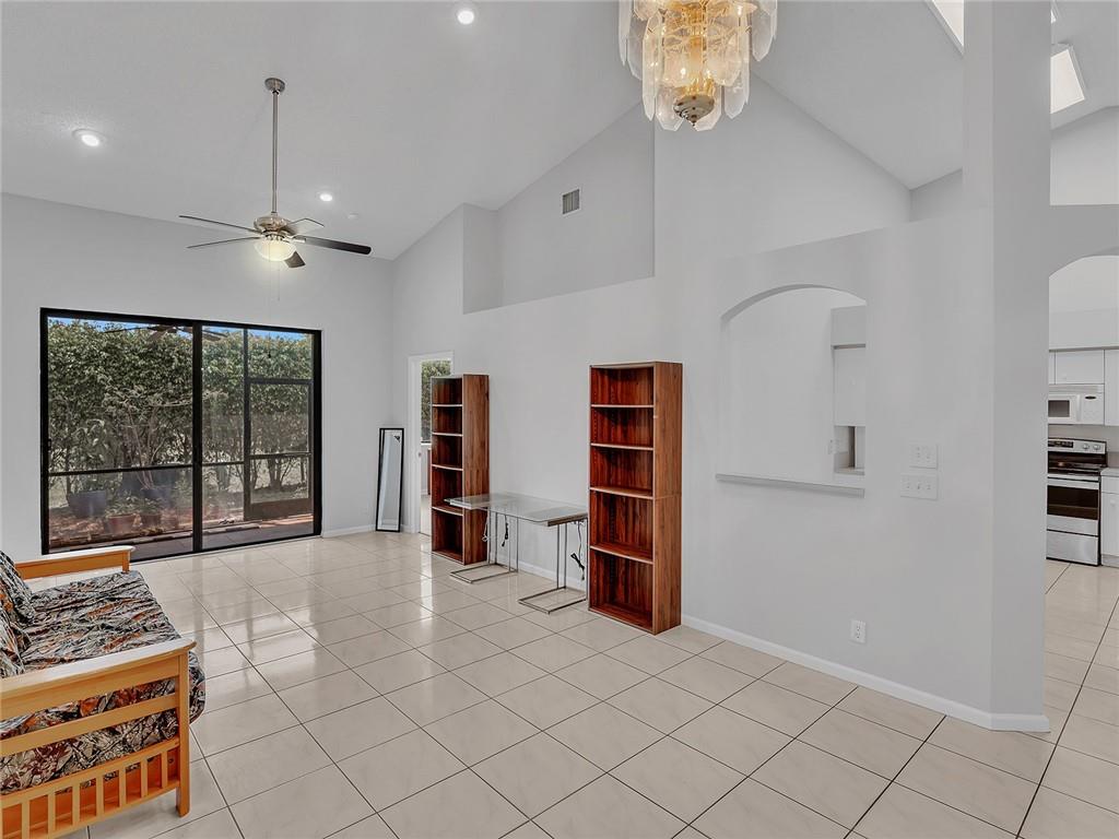 La Mirage - Residential