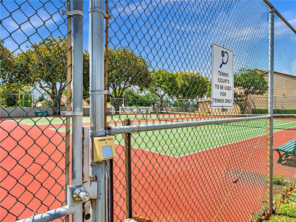 La Mirage - Residential