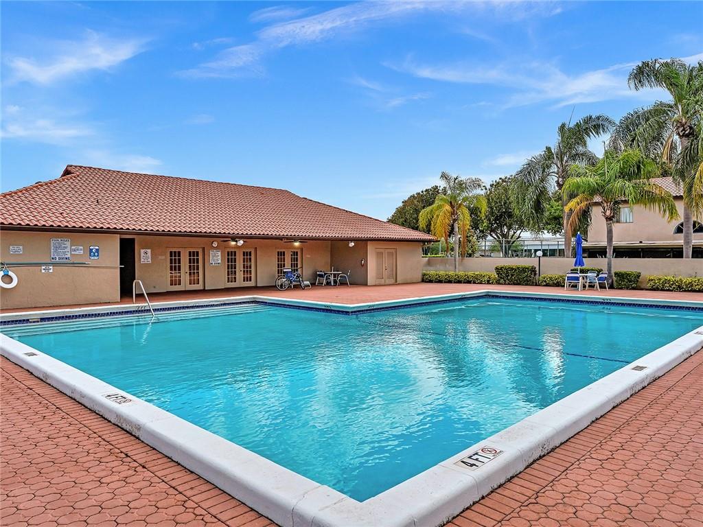 La Mirage - Residential