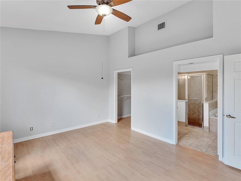 La Mirage - Residential