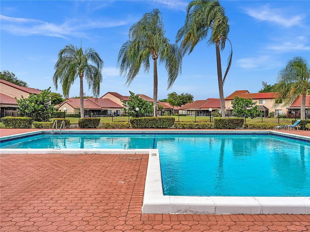 La Mirage - Residential