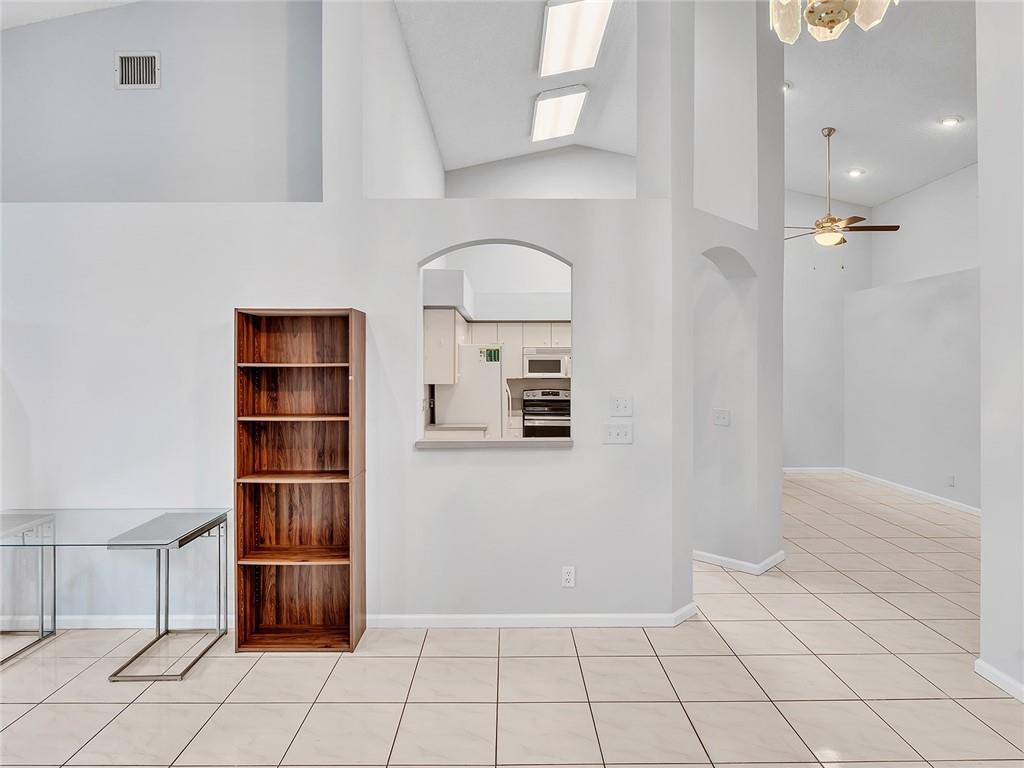 La Mirage - Residential