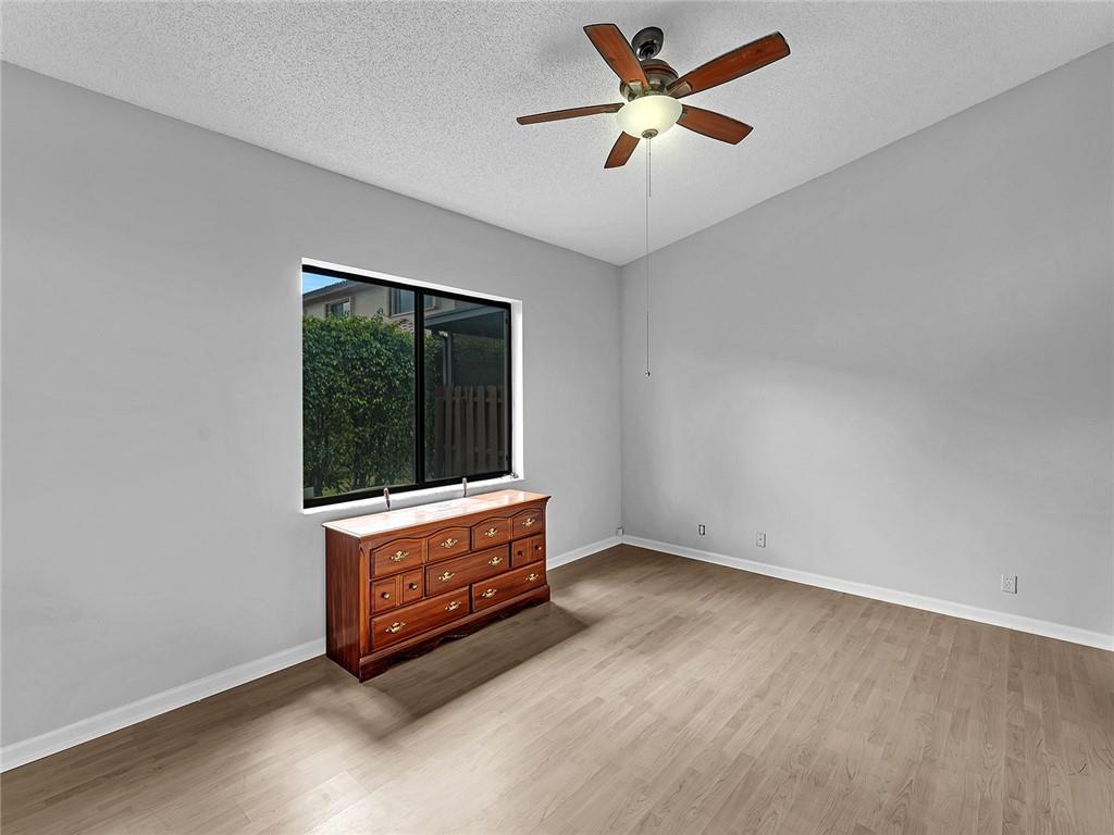 La Mirage - Residential