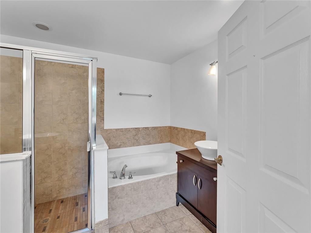 La Mirage - Residential