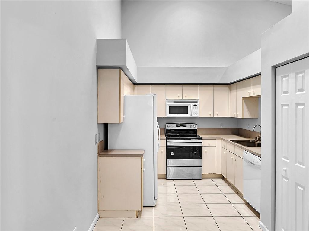 La Mirage - Residential