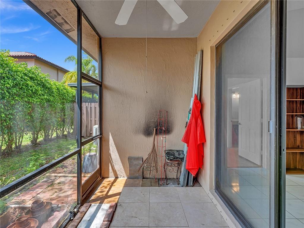 La Mirage - Residential