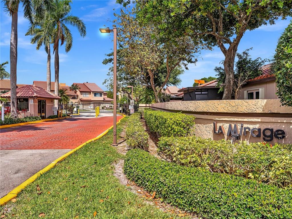 La Mirage - Residential