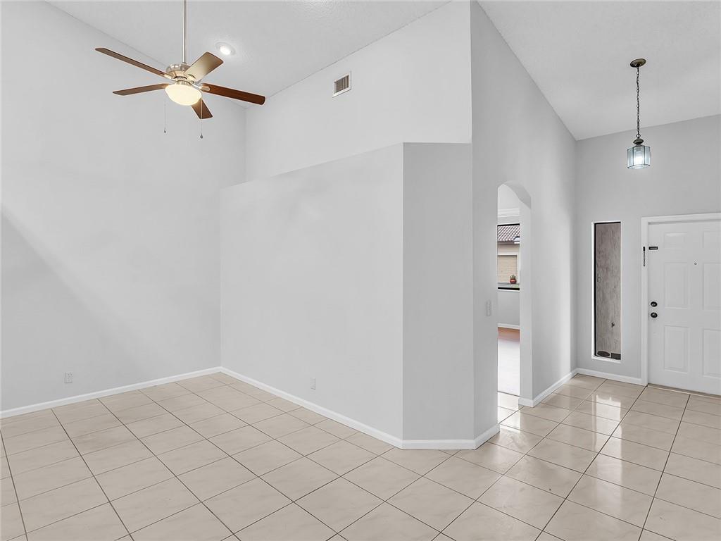 La Mirage - Residential