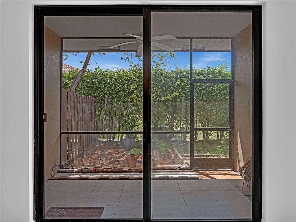 La Mirage - Residential