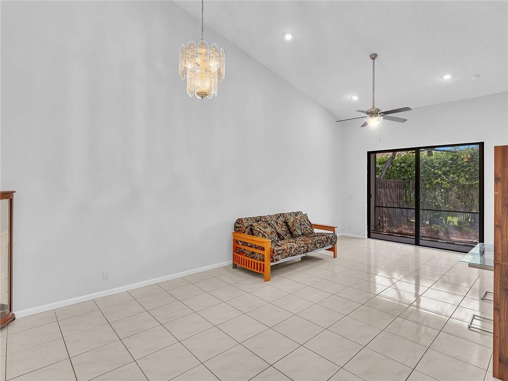 La Mirage - Residential