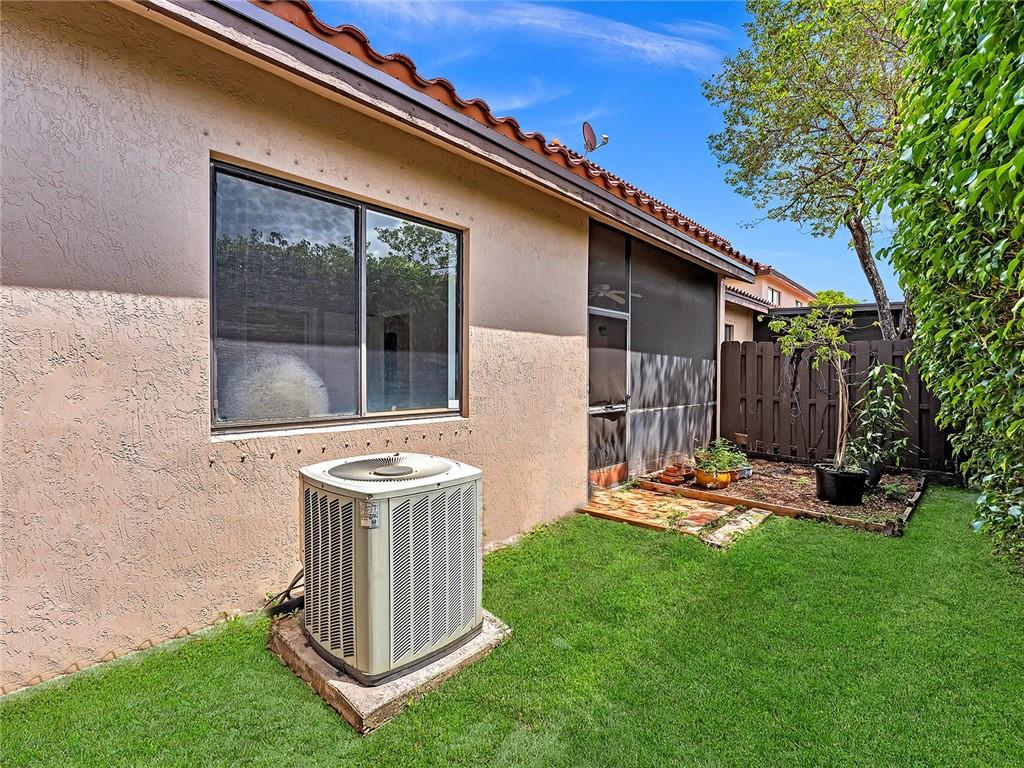 La Mirage - Residential