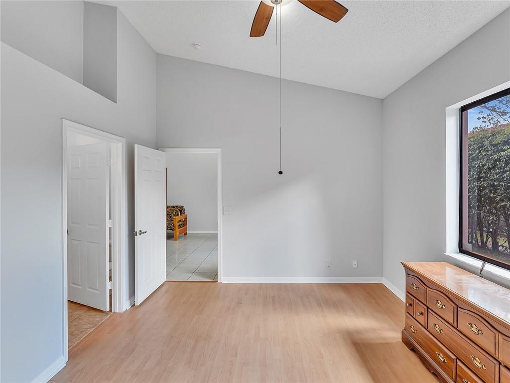 La Mirage - Residential