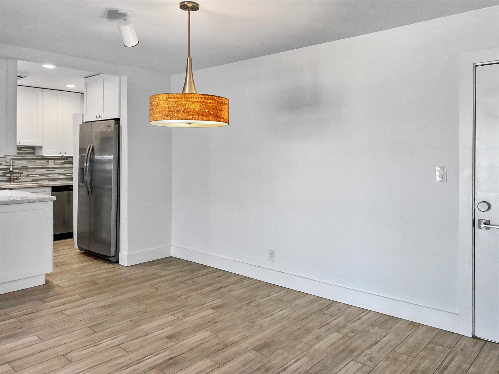 RIVER SHORES CONDO - Residential Lease