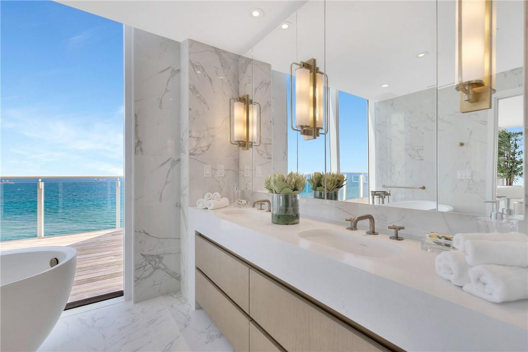 Four Seasons - Residential