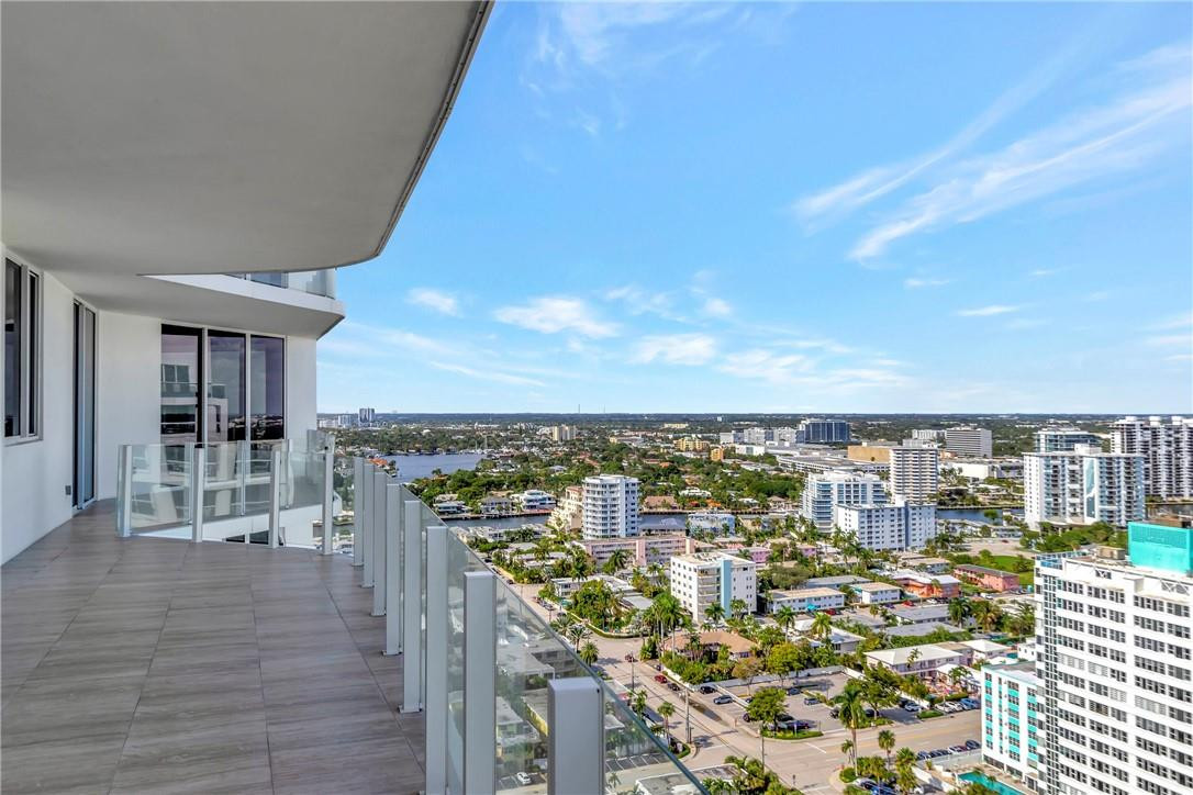 Four Seasons - Residential