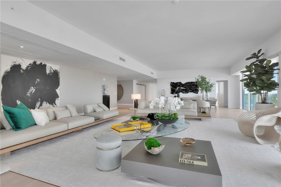 Four Seasons - Residential