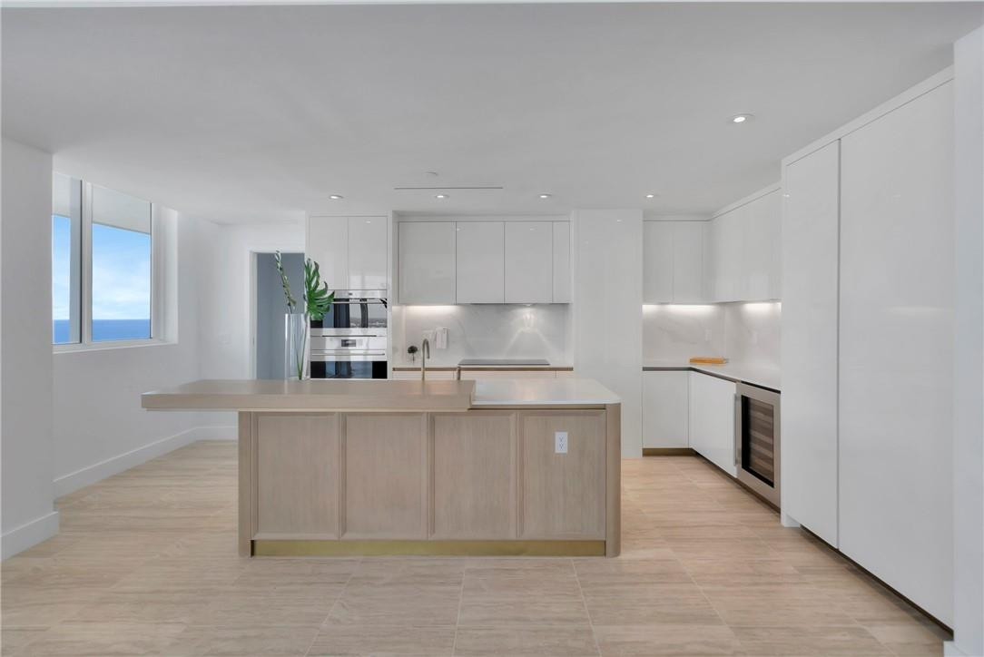 Four Seasons - Residential