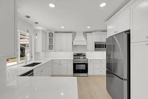 Tiny photo for 500 SW 62ND Avenue, Plantation, FL 33317 (MLS # B26084467)