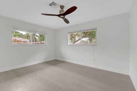 Tiny photo for 500 SW 62ND Avenue, Plantation, FL 33317 (MLS # B26084467)