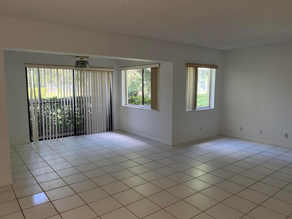 Photo of 4829 Sable Pine Circle #A-1, West Palm Beach, FL 33417 (MLS # R10979118)