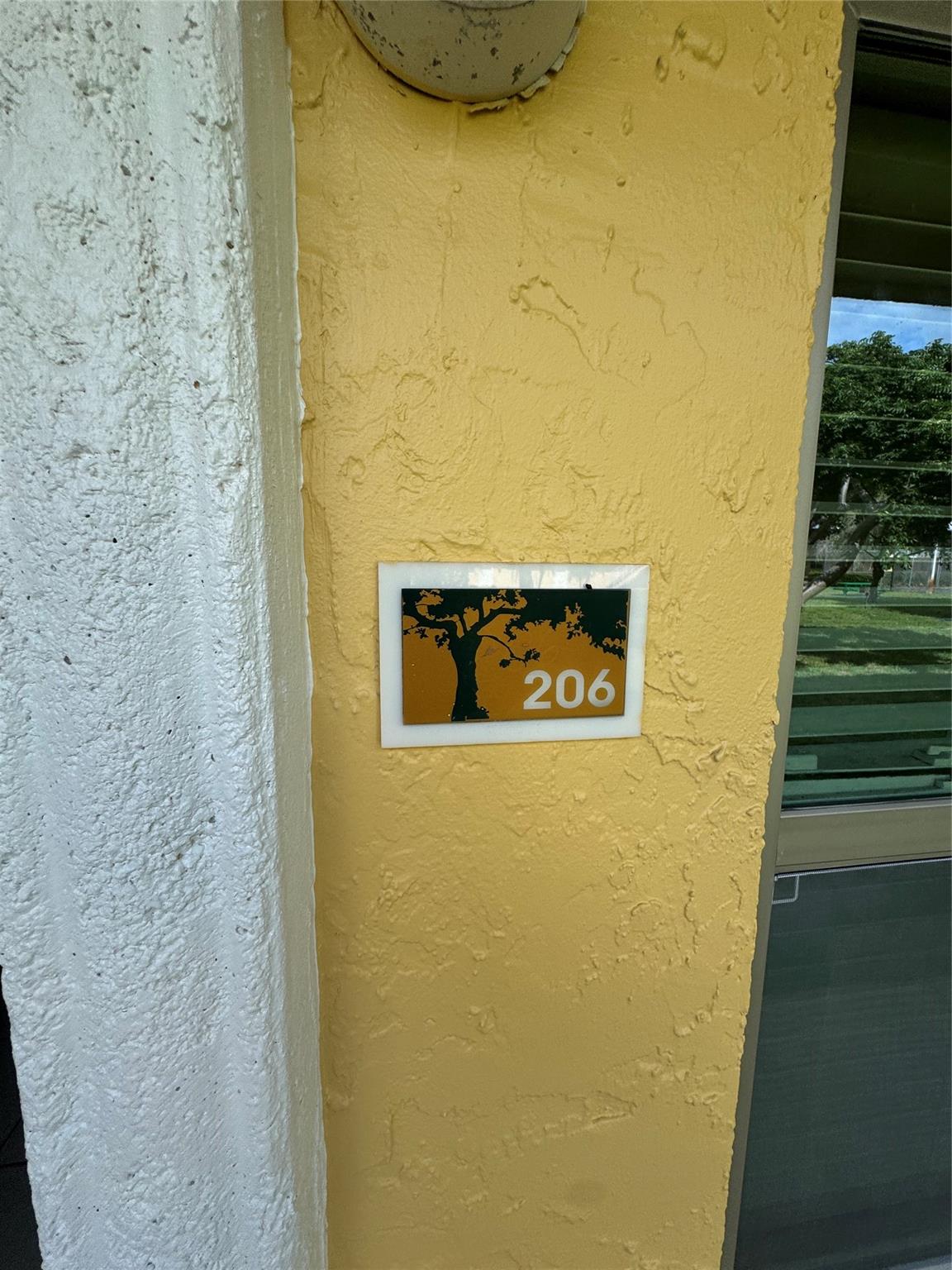 VILLAGE PARK AT OAKLAND C - Residential Lease