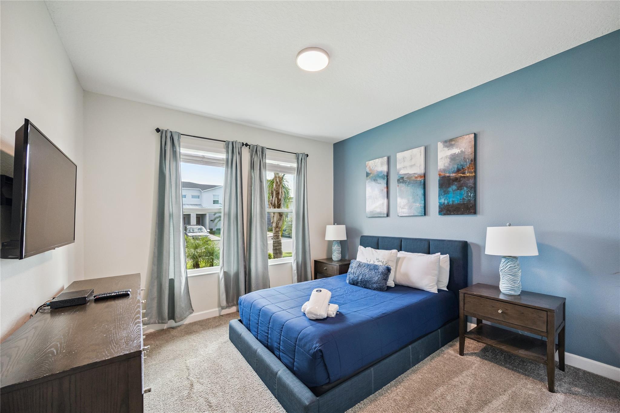 8944 CABOT CLIFFS DR