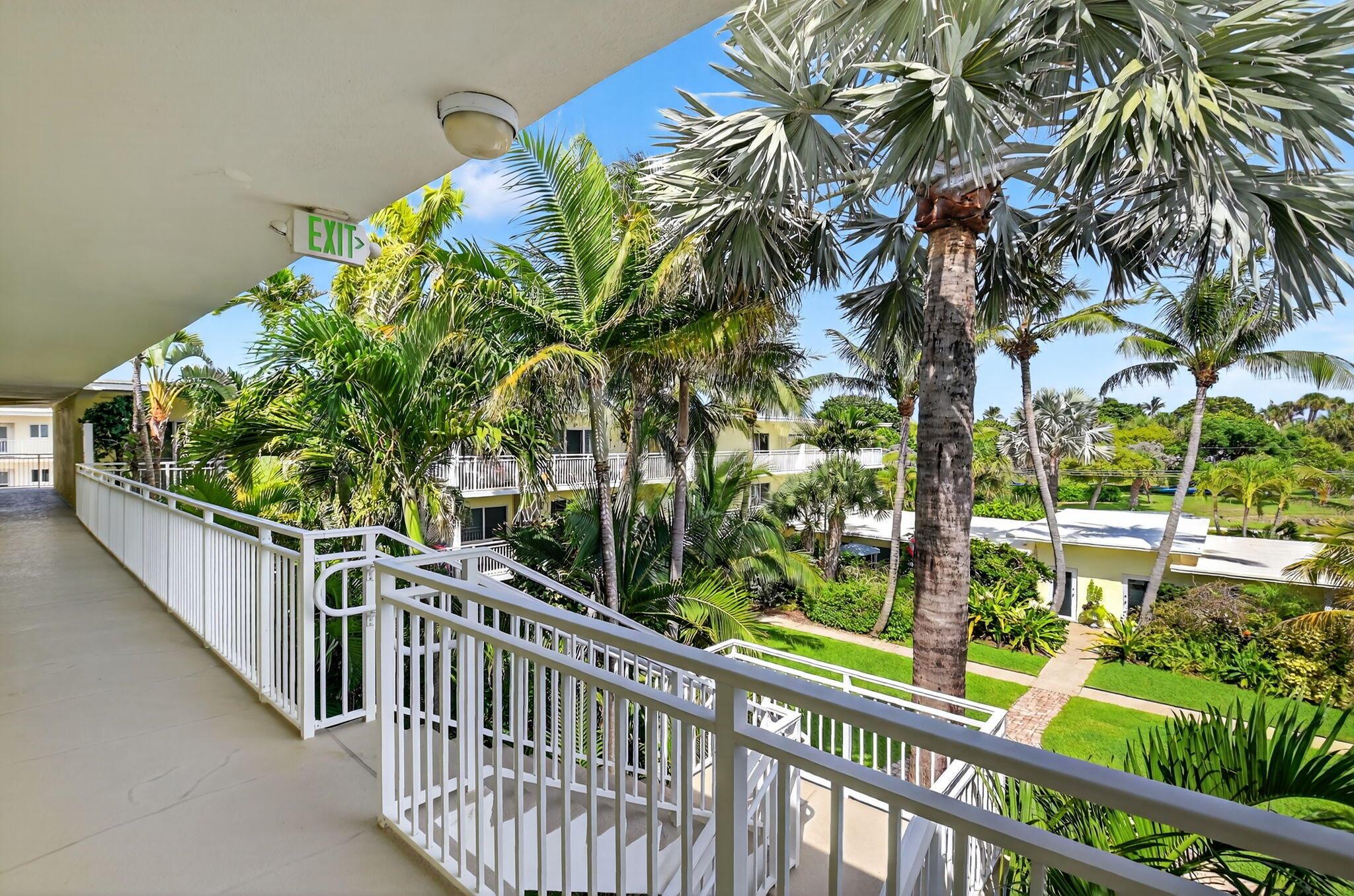 OCEAN PARK MANOR CONDO - Residential