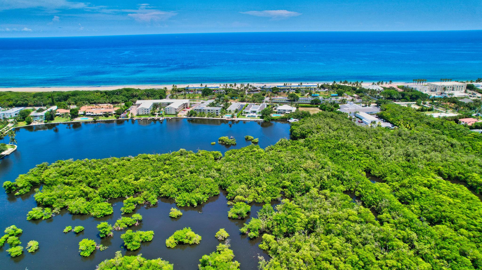 OCEAN PARK MANOR CONDO - Residential