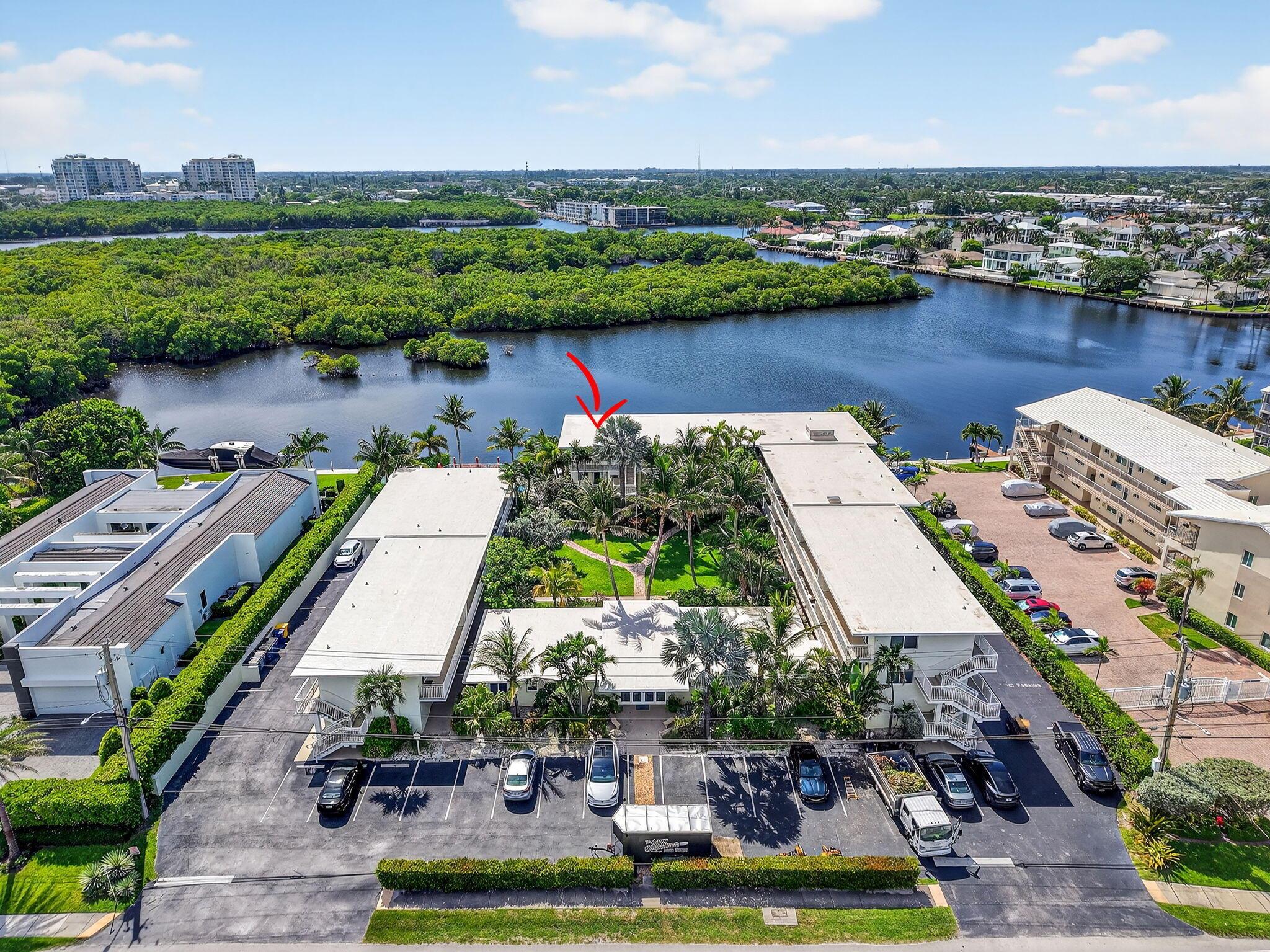 OCEAN PARK MANOR CONDO - Residential