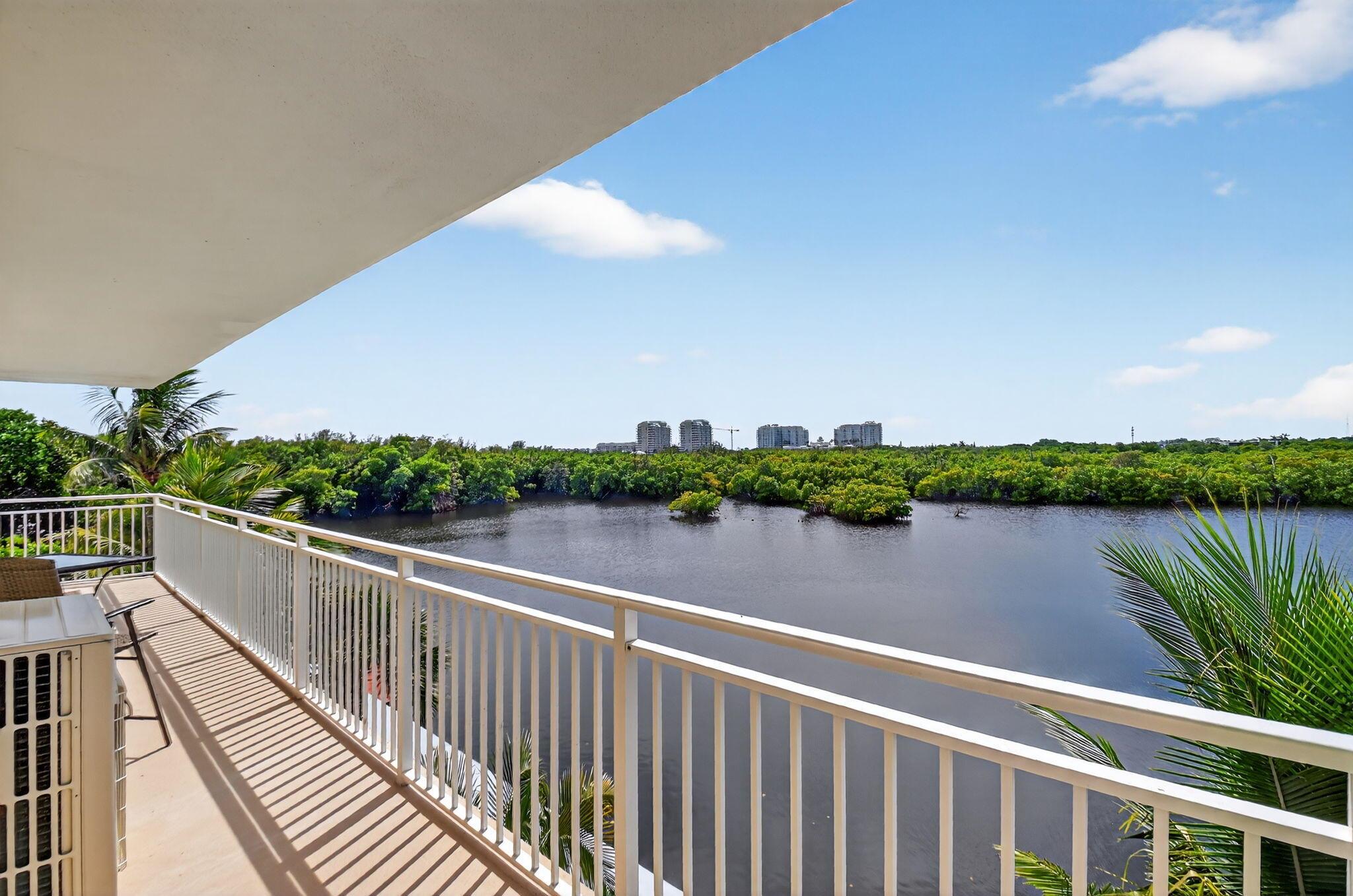 OCEAN PARK MANOR CONDO - Residential