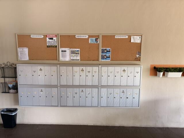 HAWAIIAN GARDENS - Residential