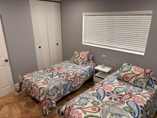 HAWAIIAN GARDENS - Residential
