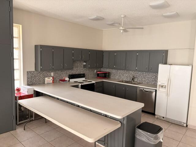 HAWAIIAN GARDENS - Residential