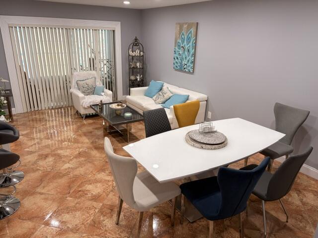 HAWAIIAN GARDENS - Residential