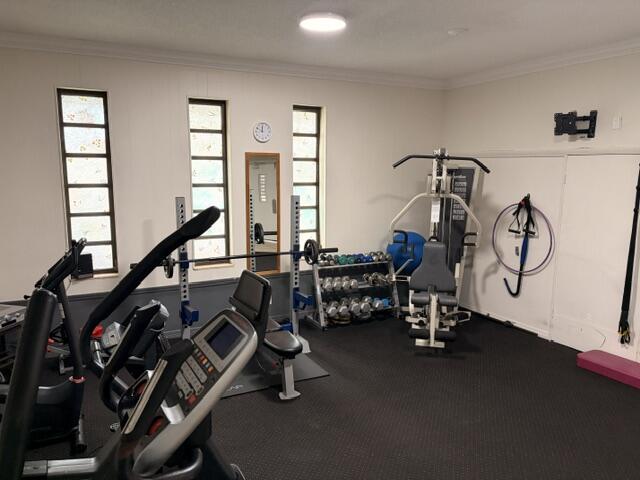HAWAIIAN GARDENS - Residential