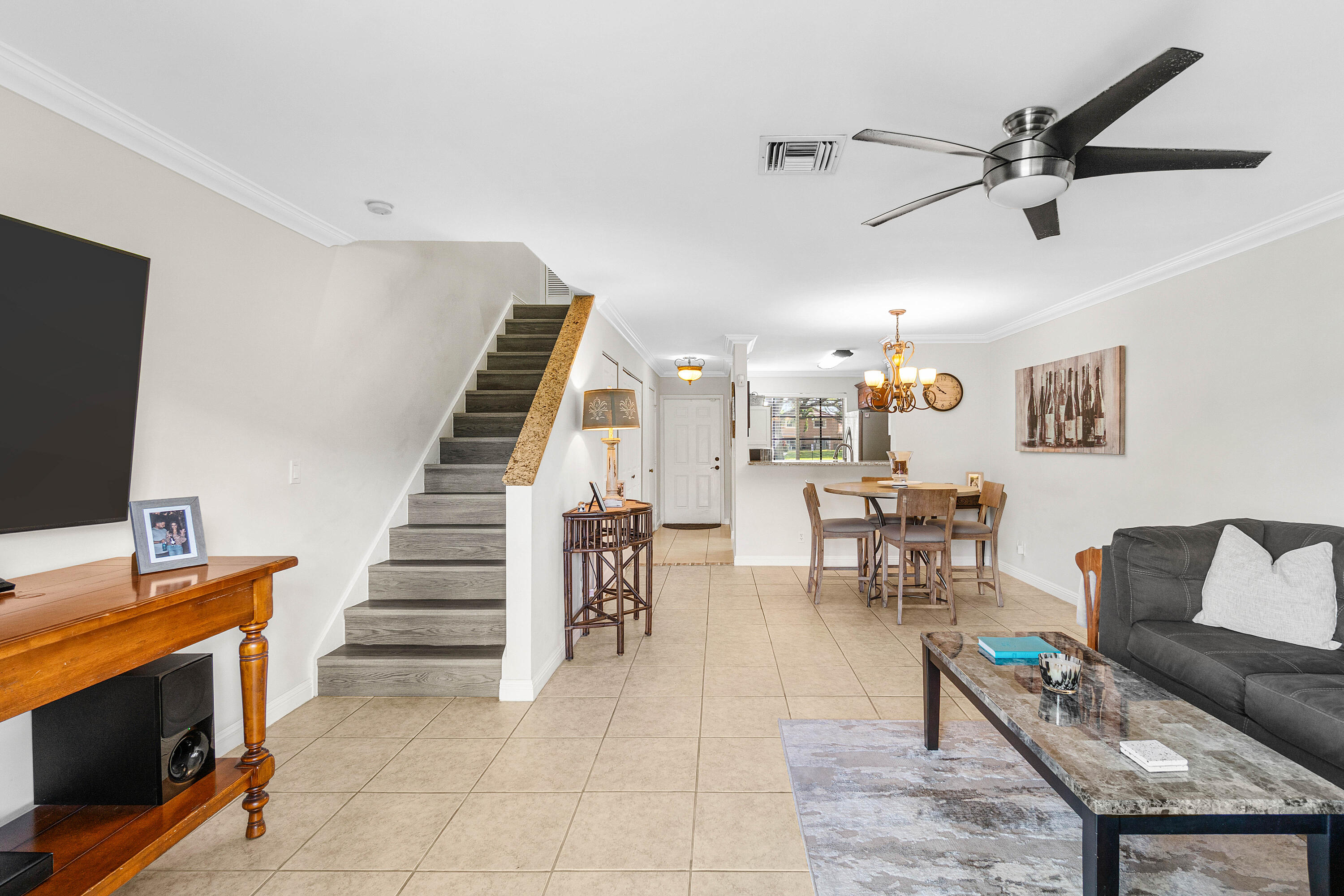 SANTA CRUZ - Residential