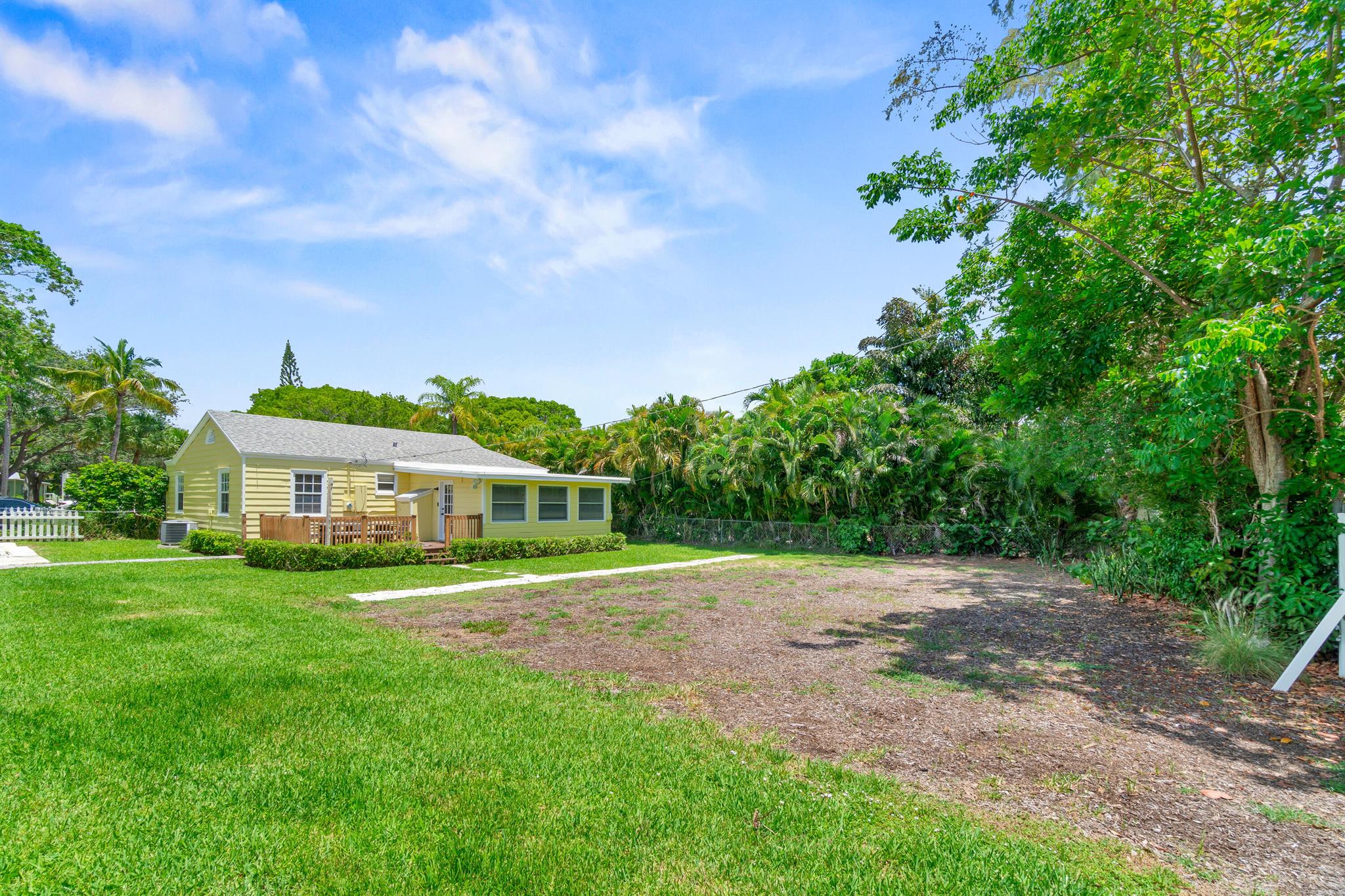 DELRAY TOWN OF - Commercial Lease