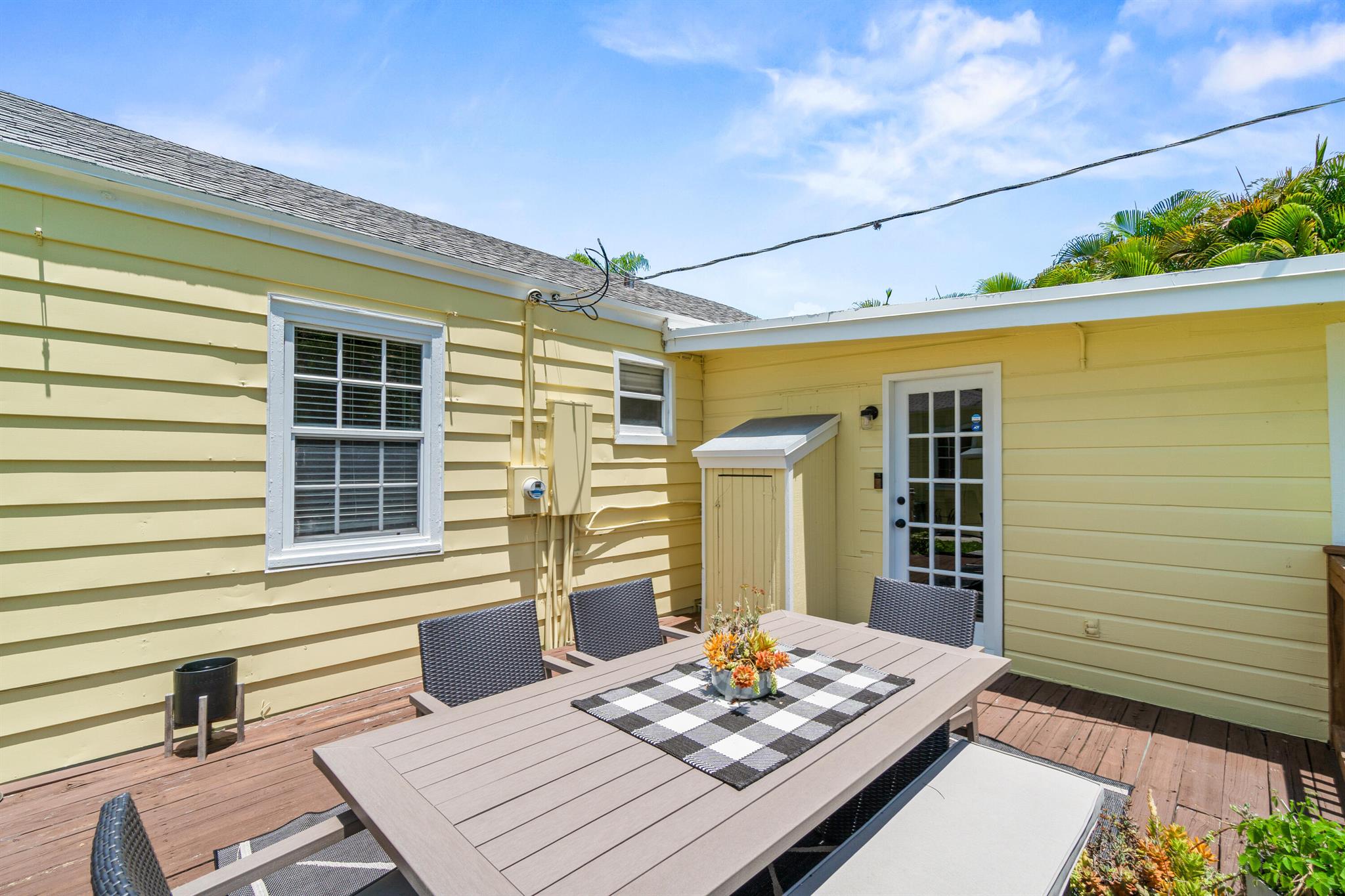 DELRAY TOWN OF - Commercial Lease