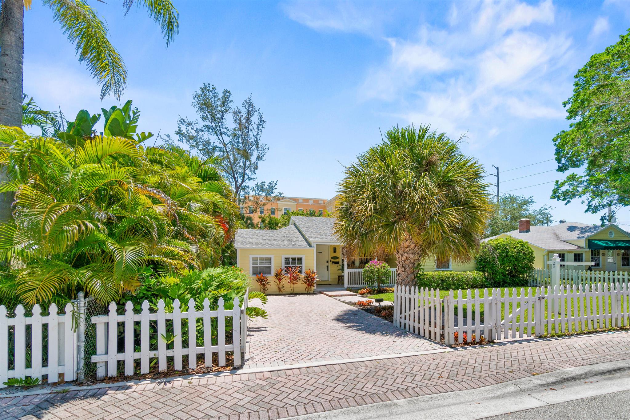 DELRAY TOWN OF - Commercial Lease